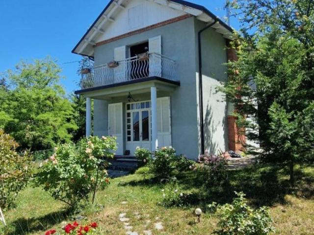 Villa in vendita a Ponzone AL