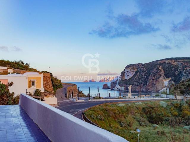 Villa in vendita a Ponza LT