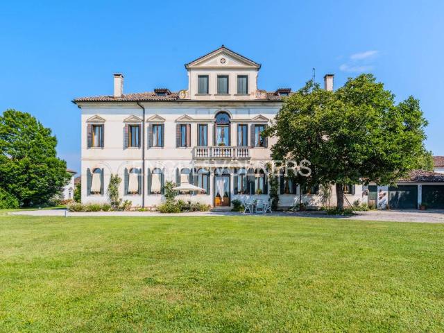 Villa in vendita a Ponzano Veneto TV
