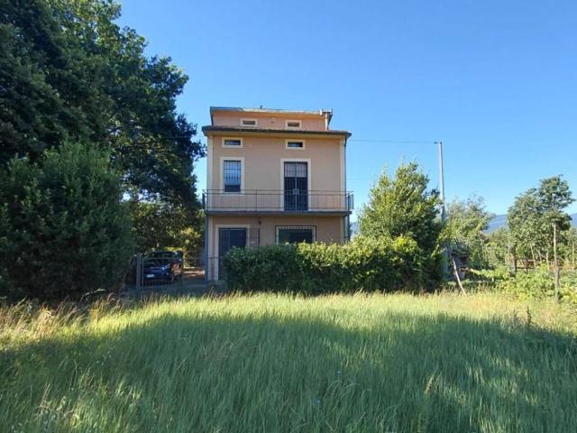 Villa in vendita a Porcari LU