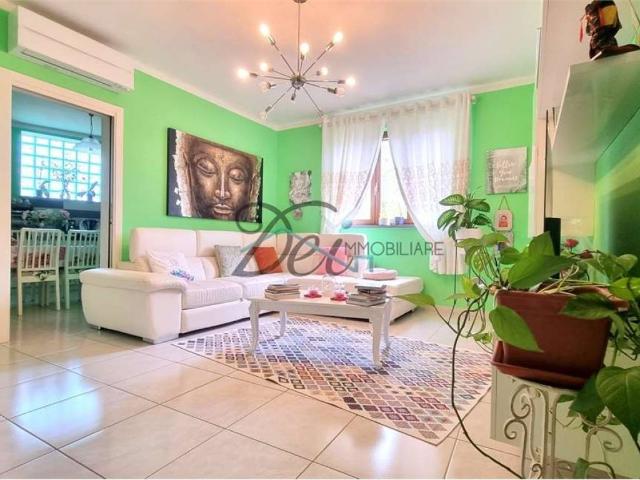Villa in vendita a Porcari LU