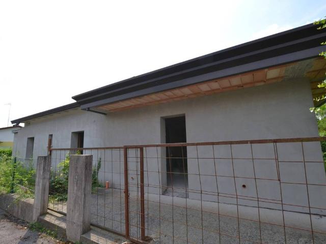 Villa in vendita a Porcia PN