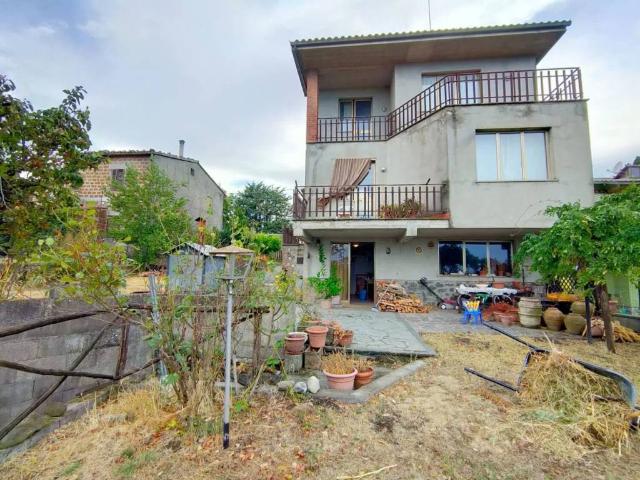 Villa in vendita a Porano TR