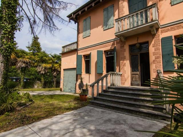 Villa in vendita a Pordenone PN