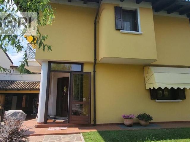 Villa in vendita a Pordenone PN