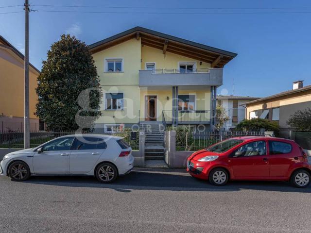 Villa in vendita a Pordenone PN