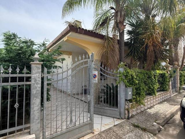 Villa in vendita a Porto Cesareo LE