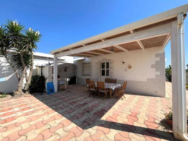 Villa in vendita a Porto Cesareo LE