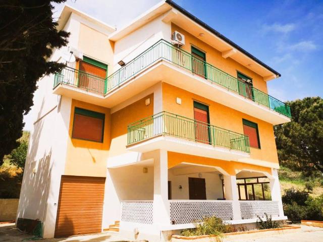Villa in vendita a Porto Empedocle AG