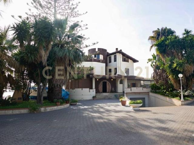 Villa in vendita a Porto Empedocle AG