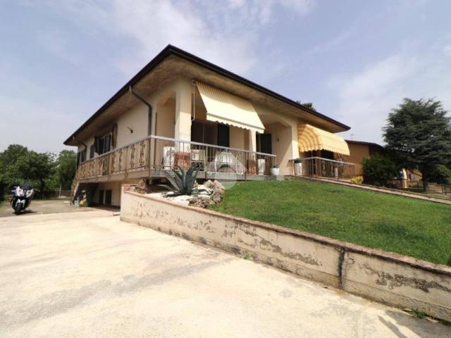 Villa in vendita a Porto Mantovano MN
