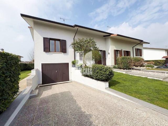 Villa in vendita a Porto Mantovano MN