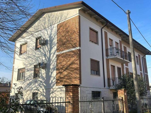 Villa in vendita a Porto Mantovano