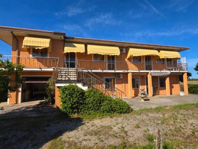 Villa in vendita a Porto Tolle RO