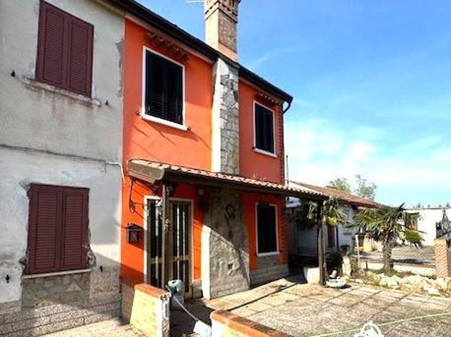 Villa in vendita a Porto Tolle RO