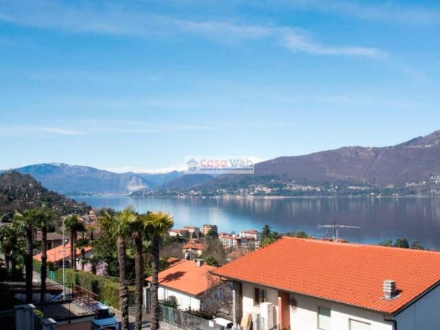 Villa in vendita a Porto Valtravaglia VA
