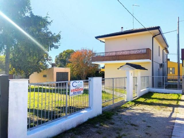 Villa in vendita a Porto Viro RO