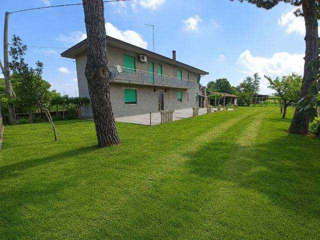 Villa in vendita a Porto Viro RO
