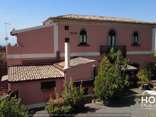 Villa in vendita a Paternò CT