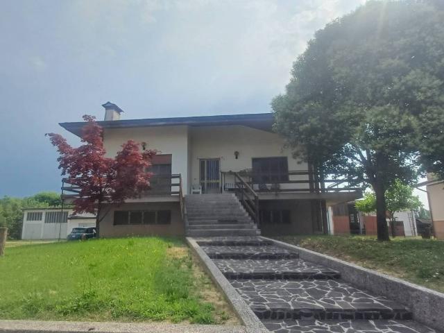 Villa in vendita a Pavia di Udine UD