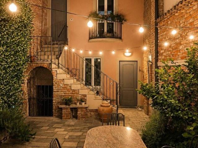Villa in vendita a Pavia PV
