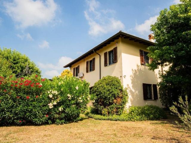 Villa in vendita a Pavia PV