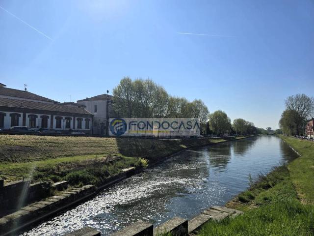 Villa in vendita a Pavia PV