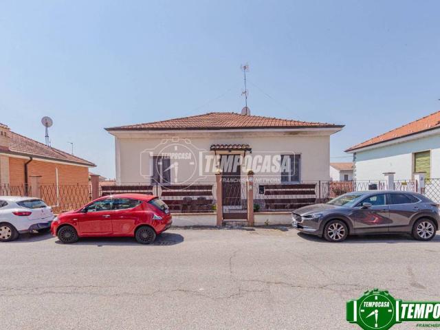 Villa in vendita a Pavia PV