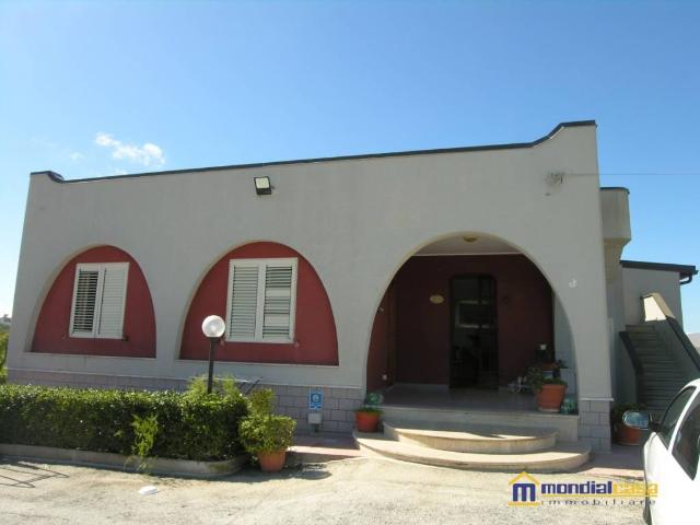 Villa in vendita a Pachino SR