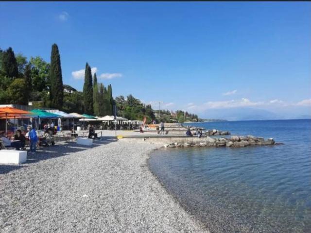 Villa in vendita a Padenghe sul Garda BS