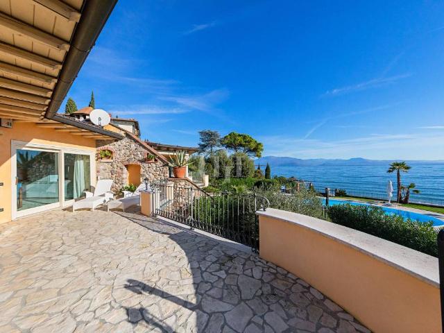 Villa in vendita a Padenghe sul Garda BS