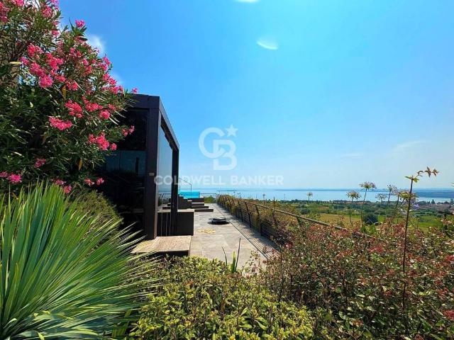 Villa in vendita a Padenghe sul Garda BS