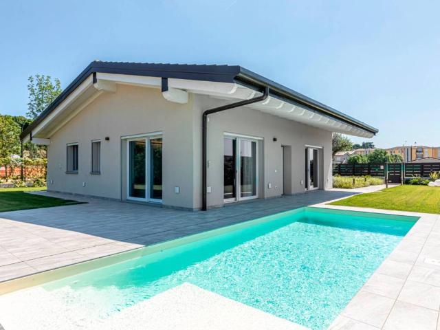 Villa in vendita a Padenghe sul Garda BS