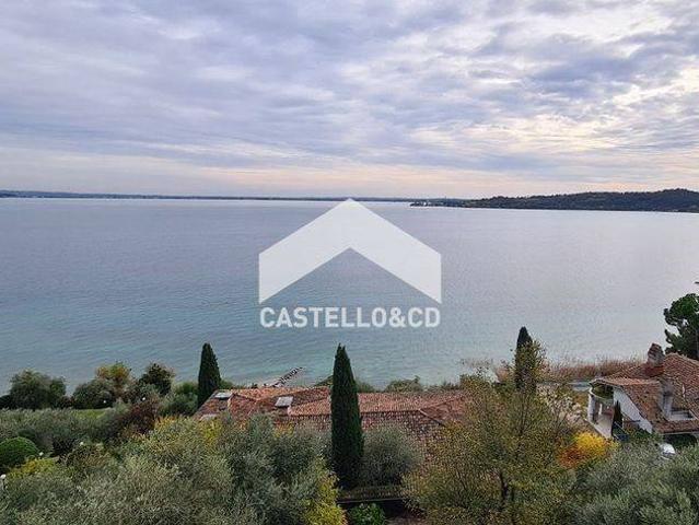 Villa in vendita a Padenghe sul Garda BS