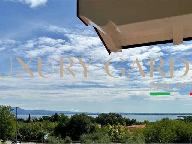 Villa in vendita a Padenghe sul Garda BS