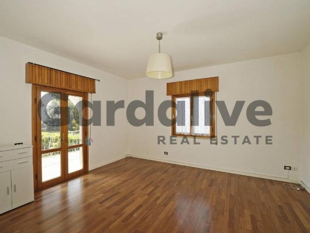Villa in vendita a Padenghe sul Garda BS