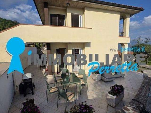 Villa in vendita a Padula SA