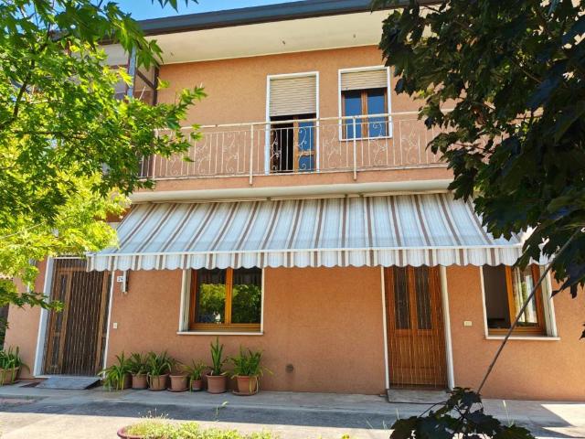 Villa in vendita a Paese TV