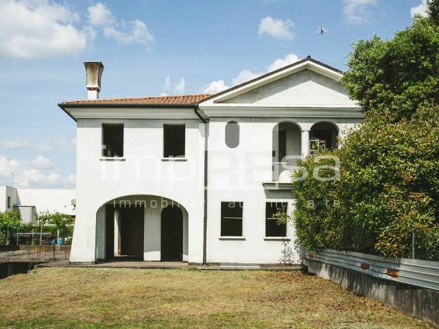Villa in vendita a Paese TV