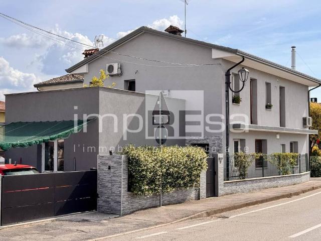Villa in vendita a Paese TV