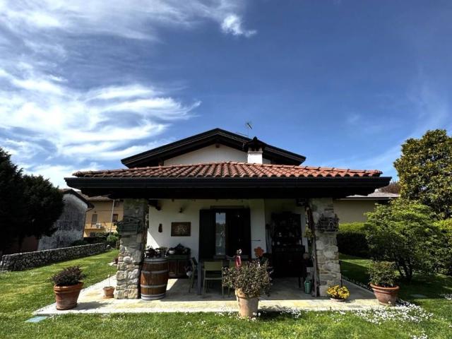 Villa in vendita a Pagnacco UD