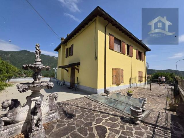 Villa in vendita a Palanzano PR