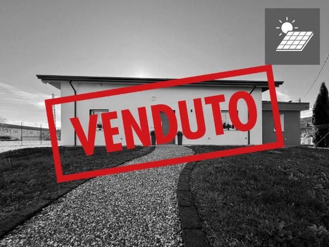 Villa in vendita a Palazzolo dello Stella UD