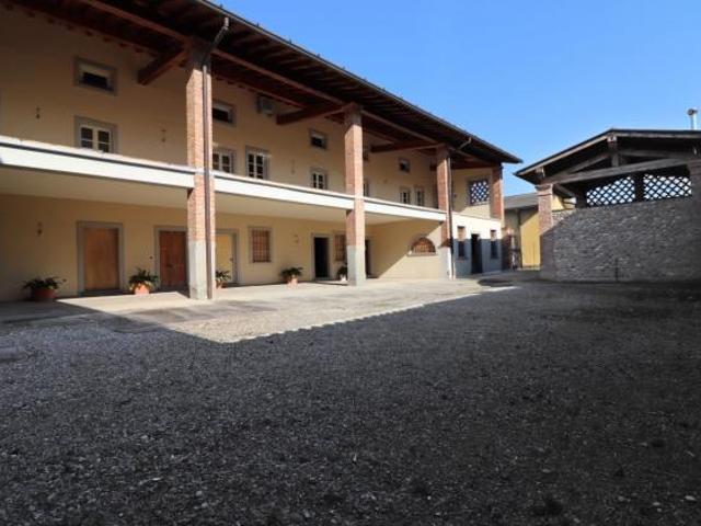 Villa in vendita a Palazzolo sull'Oglio
