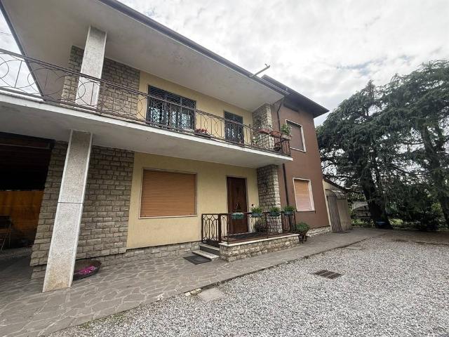 Villa in vendita a Palazzolo sull'Oglio BS
