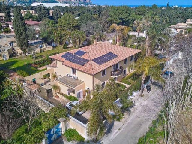 Villa in vendita a Palermo