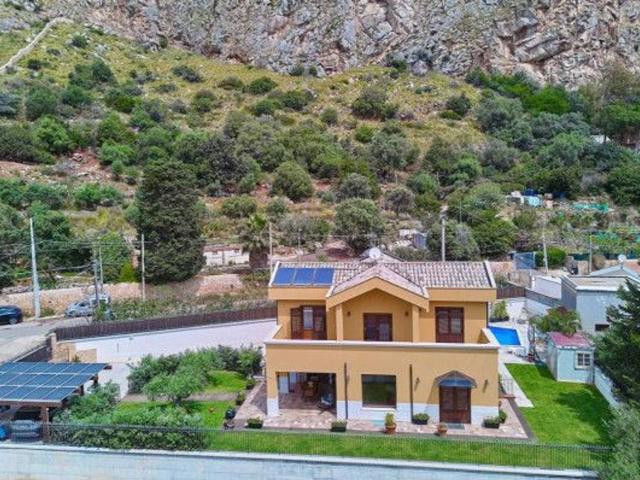 Villa in vendita a Palermo