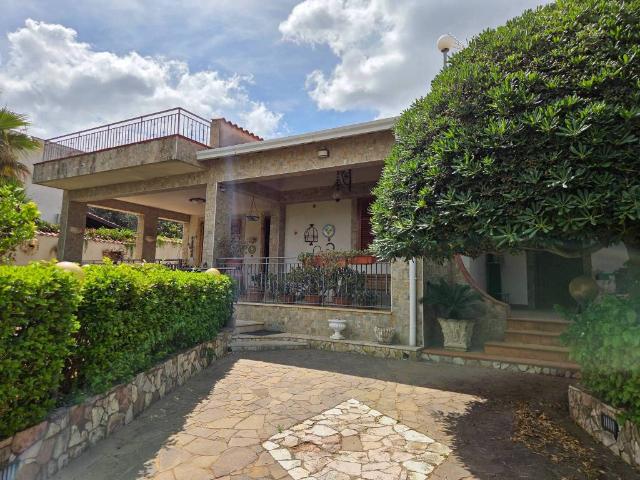 Villa in vendita a Palermo PA