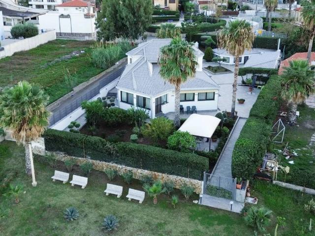 Villa in vendita a Palermo PA