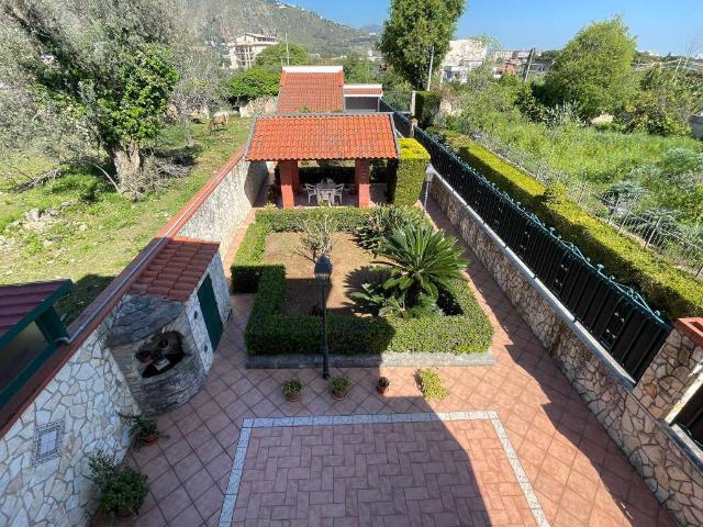 Villa in vendita a Palermo PA